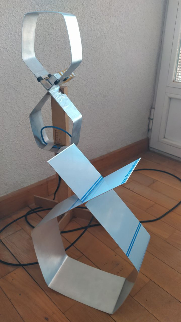 Antena doble loop en ocho para 70 mhz.